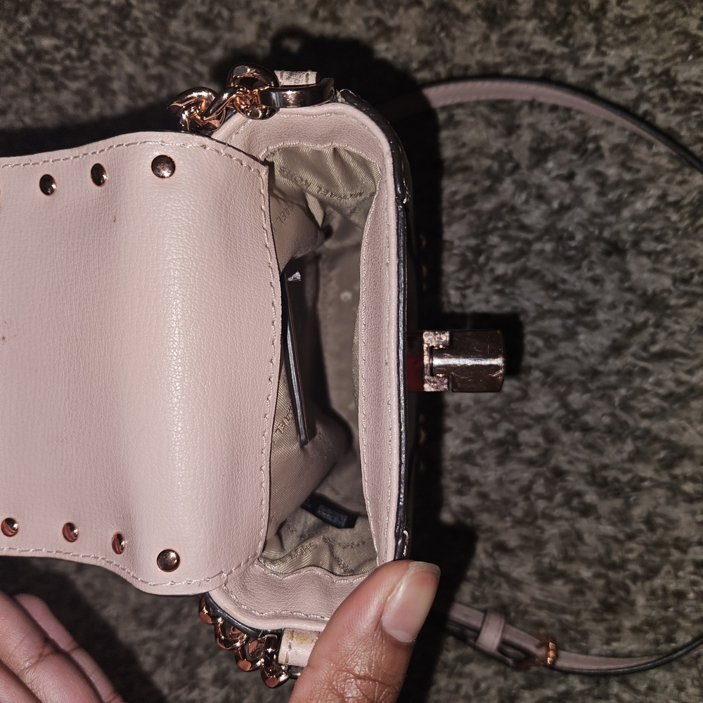 Pale Pink Michael Kors Cellphone Crossbody Rose Gold Hardware - Picture 2 of 7